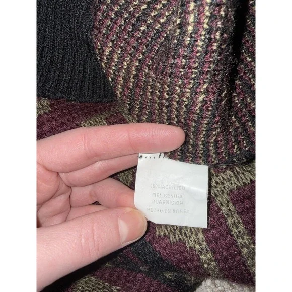 AMFK Co Moda Burgundy Brown Geometric Leather Patch Grandpa Sweater Sz L VTG 80s - Picture 6 of 6